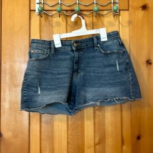 Levi’s High Rise Jean Shorts  - Size 10 💙👖💙👖